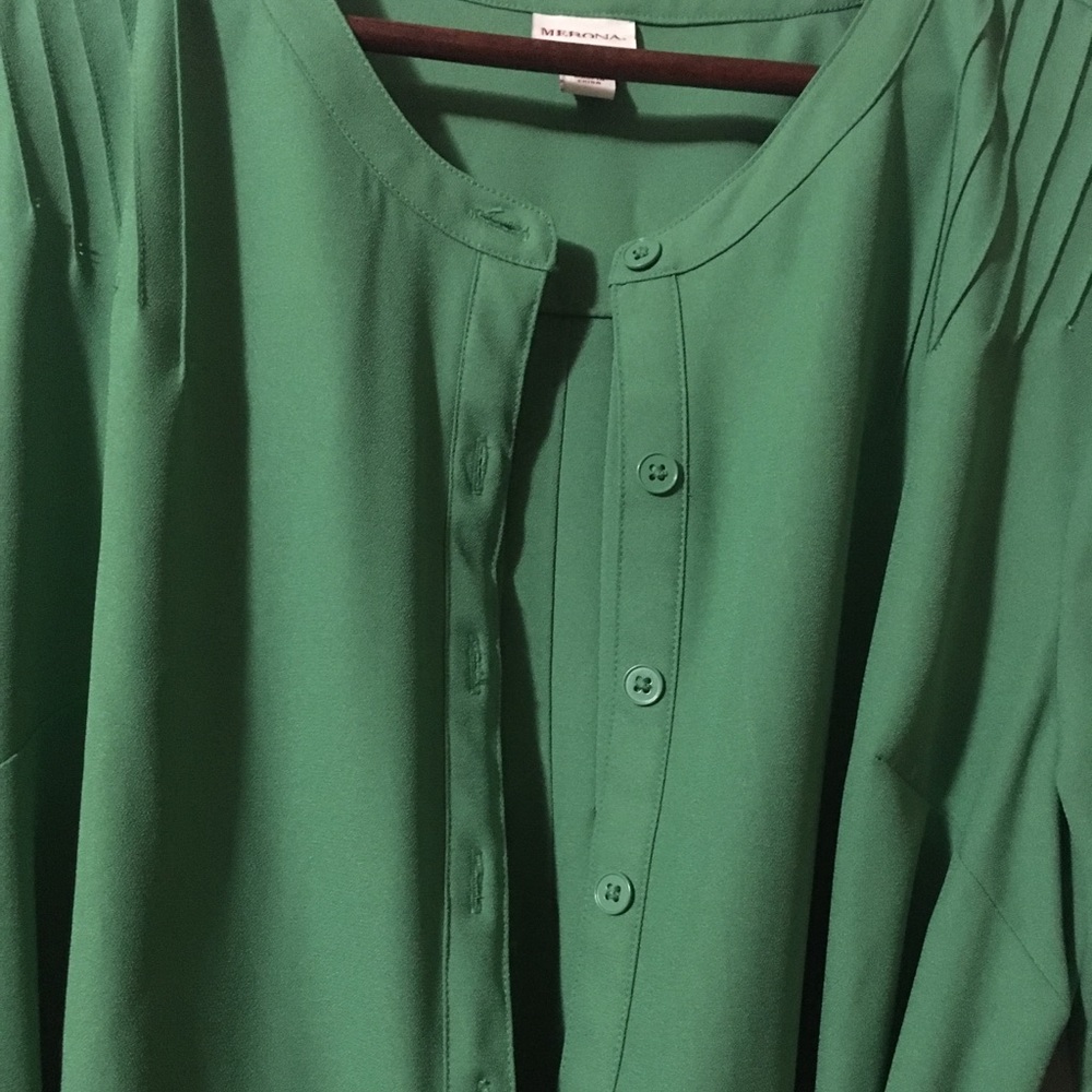 Dress - Picture 2 of 4